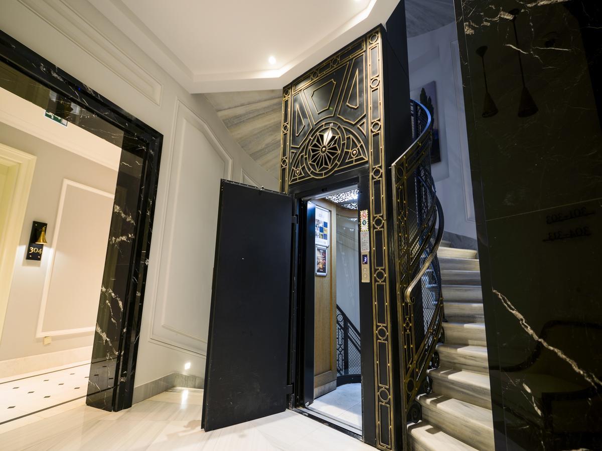 Akka Lush Hotel Taksim Istanbul Bagian luar foto